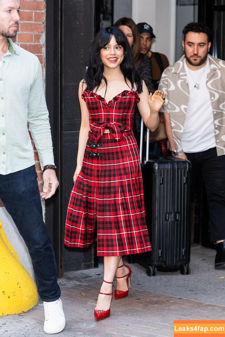 Jenna Ortega / Page / jennaortega leaked photo photo #1339