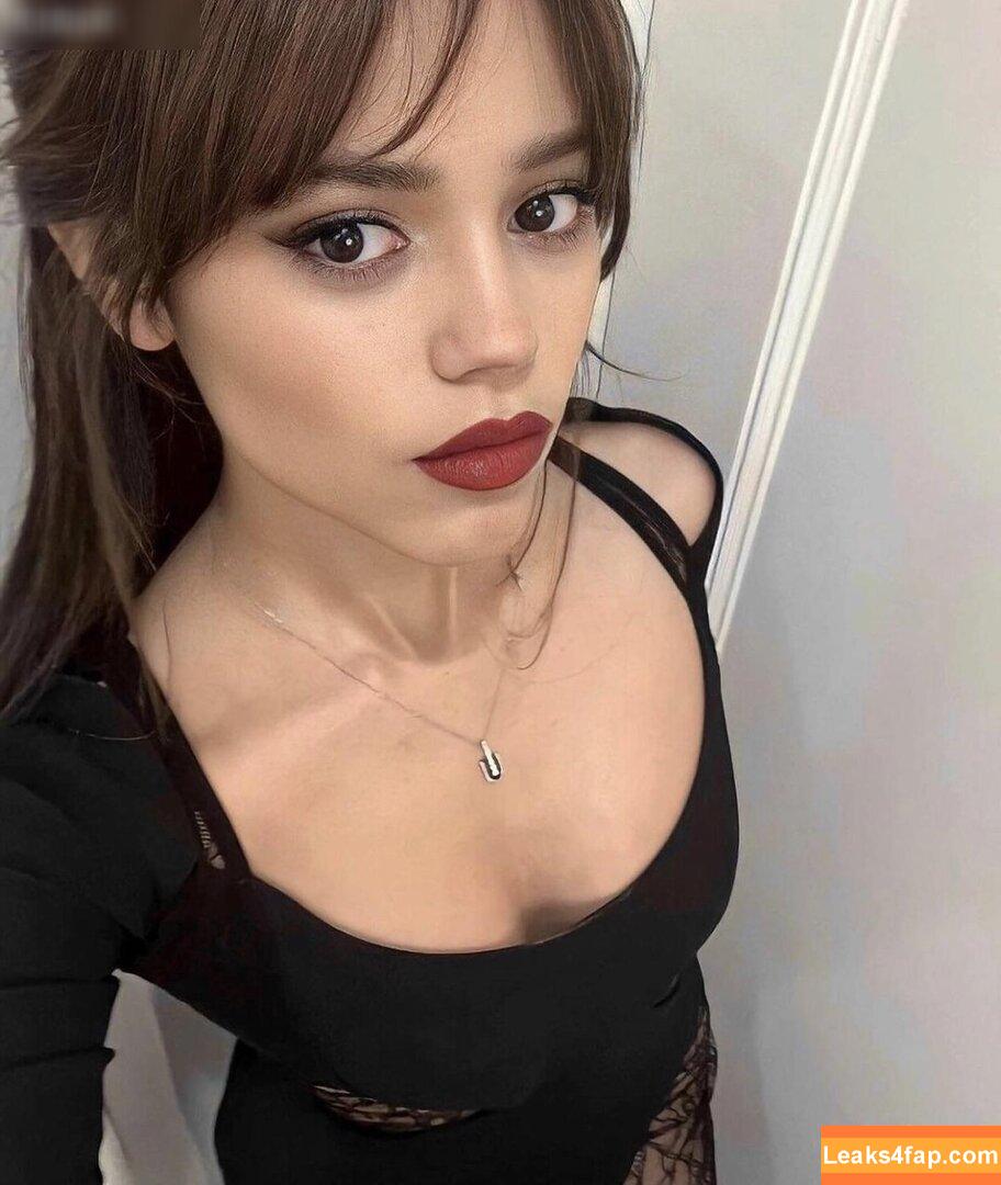 Jenna Ortega / Page / jennaortega leaked photo photo #1419