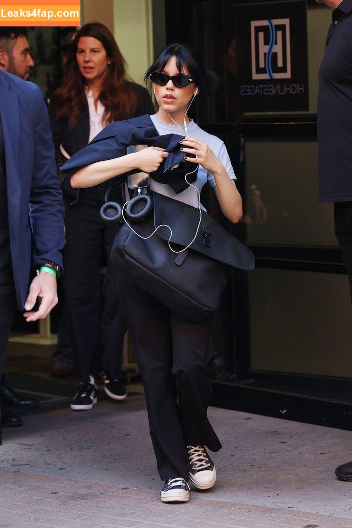 Jenna Ortega / Page / jennaortega leaked photo photo #1428