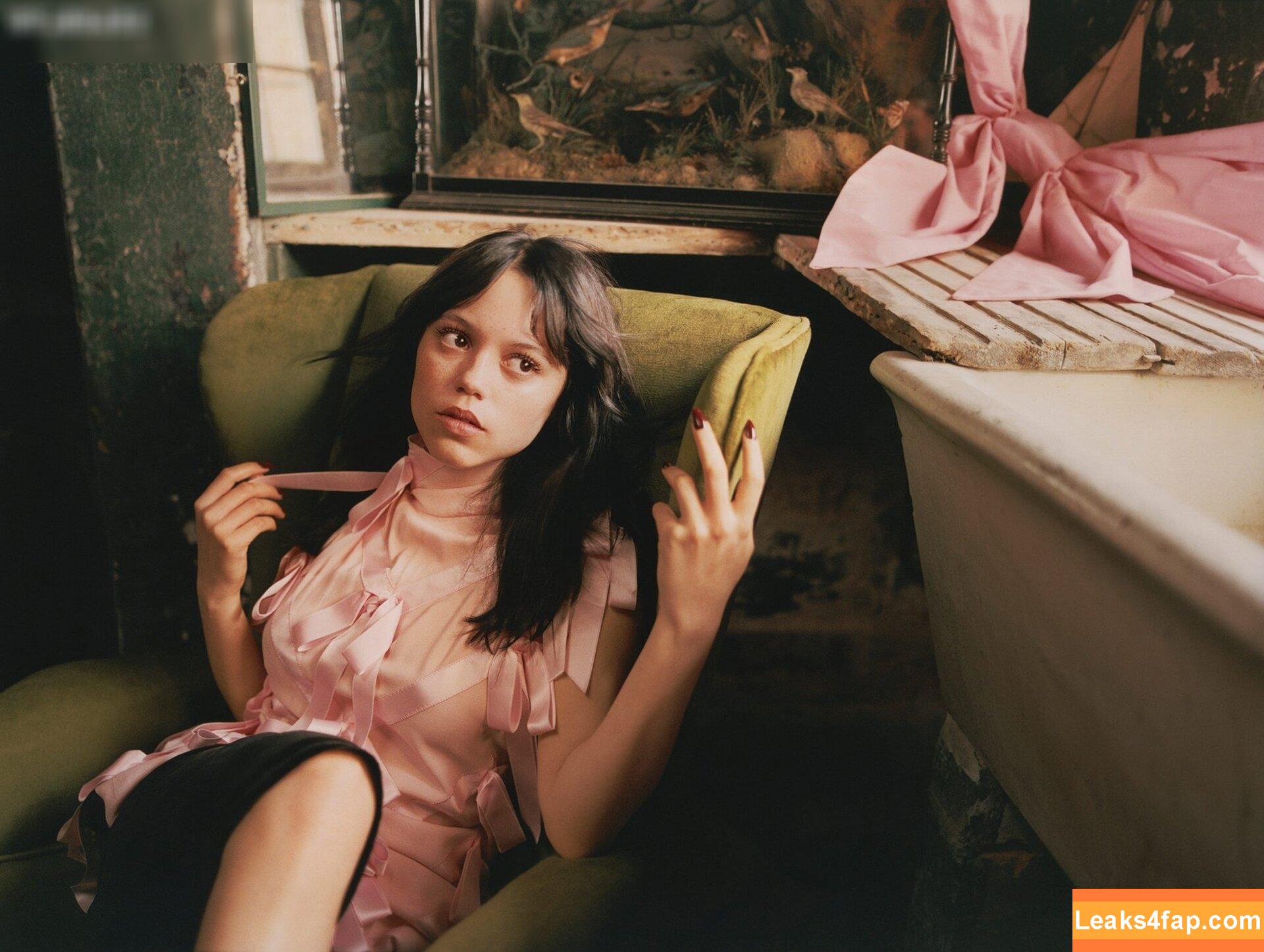 Jenna Ortega / Page / jennaortega leaked photo photo #1541