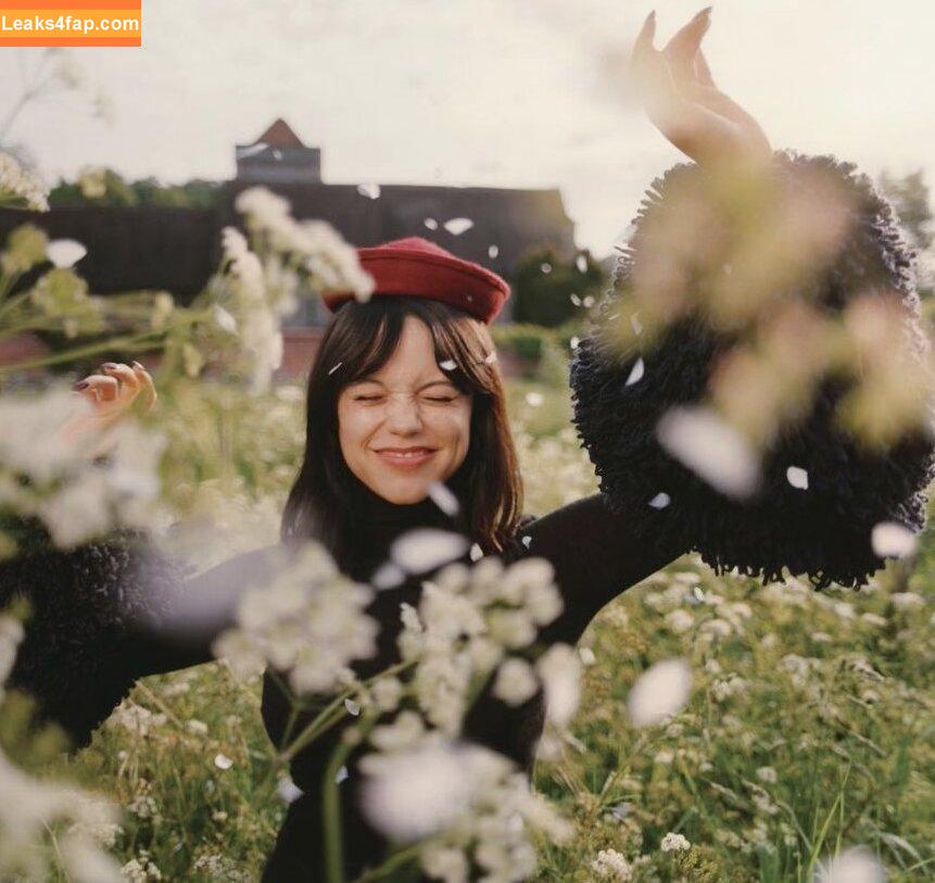 Jenna Ortega / Page / jennaortega leaked photo photo #1563