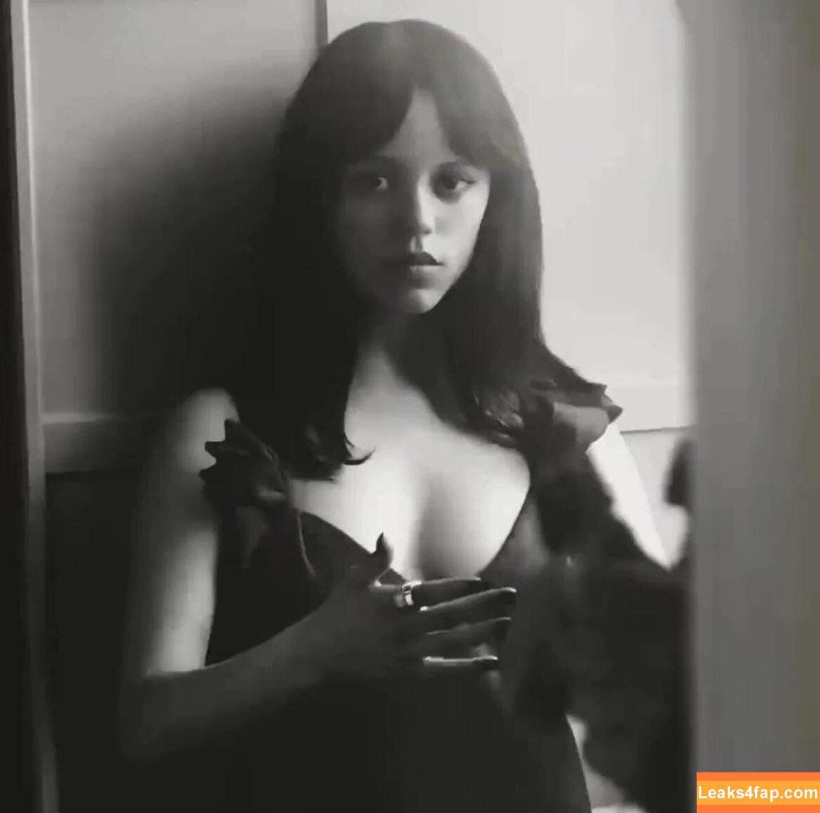 Jenna Ortega / Page / jennaortega leaked photo photo #1579