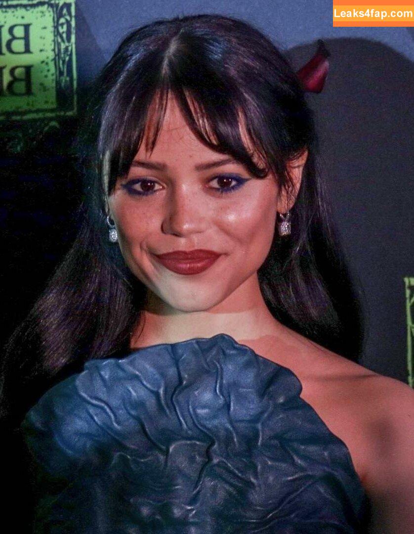 Jenna Ortega / Page / jennaortega leaked photo photo #1649