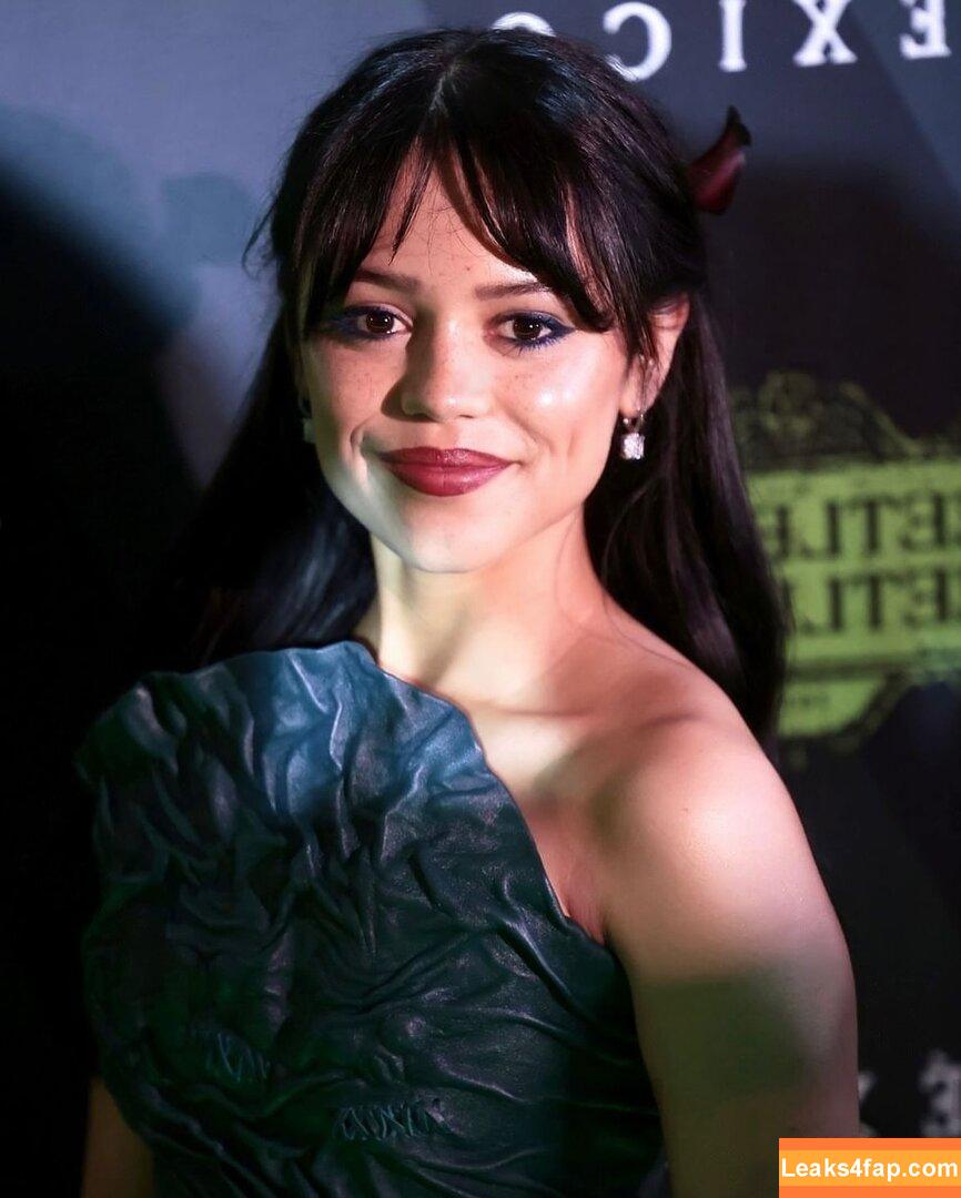 Jenna Ortega / Page / jennaortega leaked photo photo #1657
