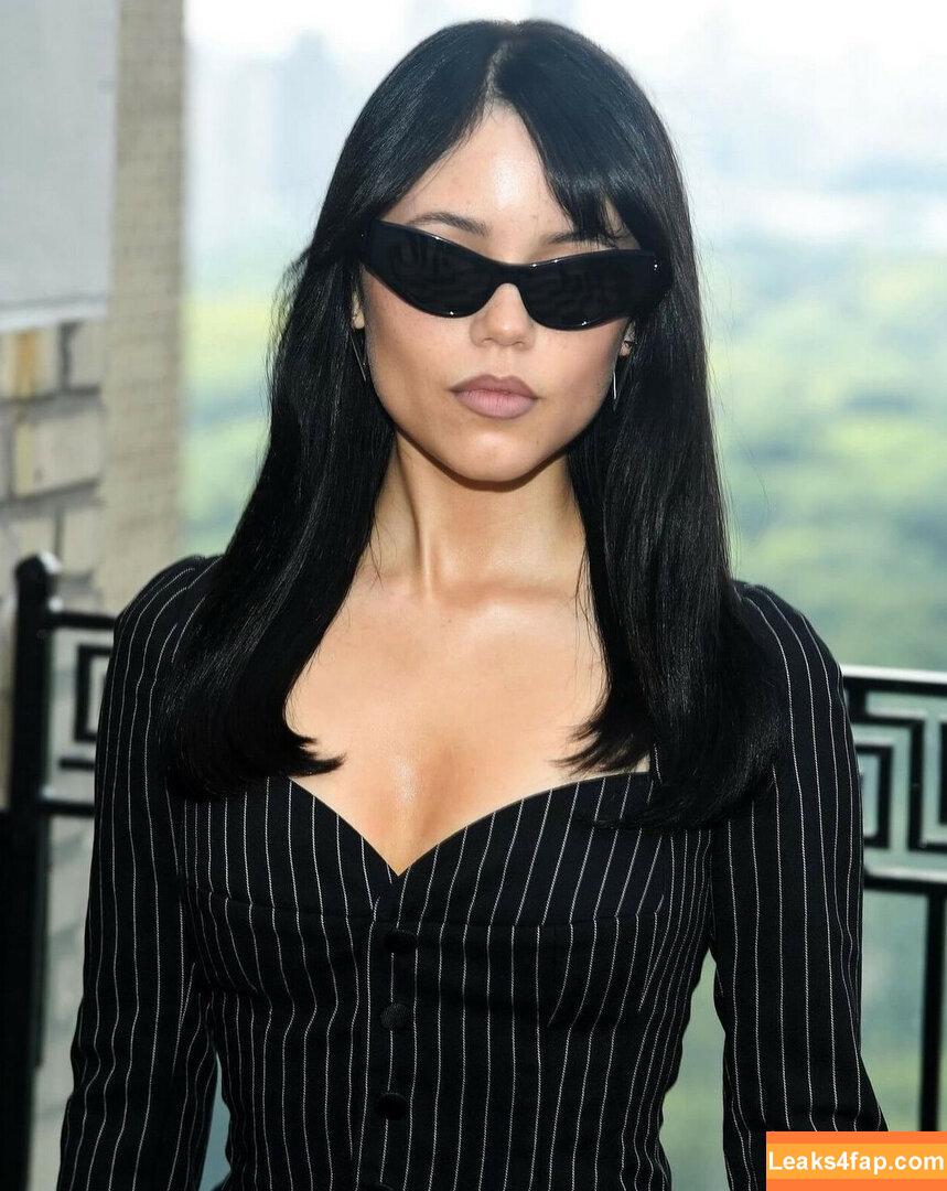 Jenna Ortega / Page / jennaortega leaked photo photo #1671