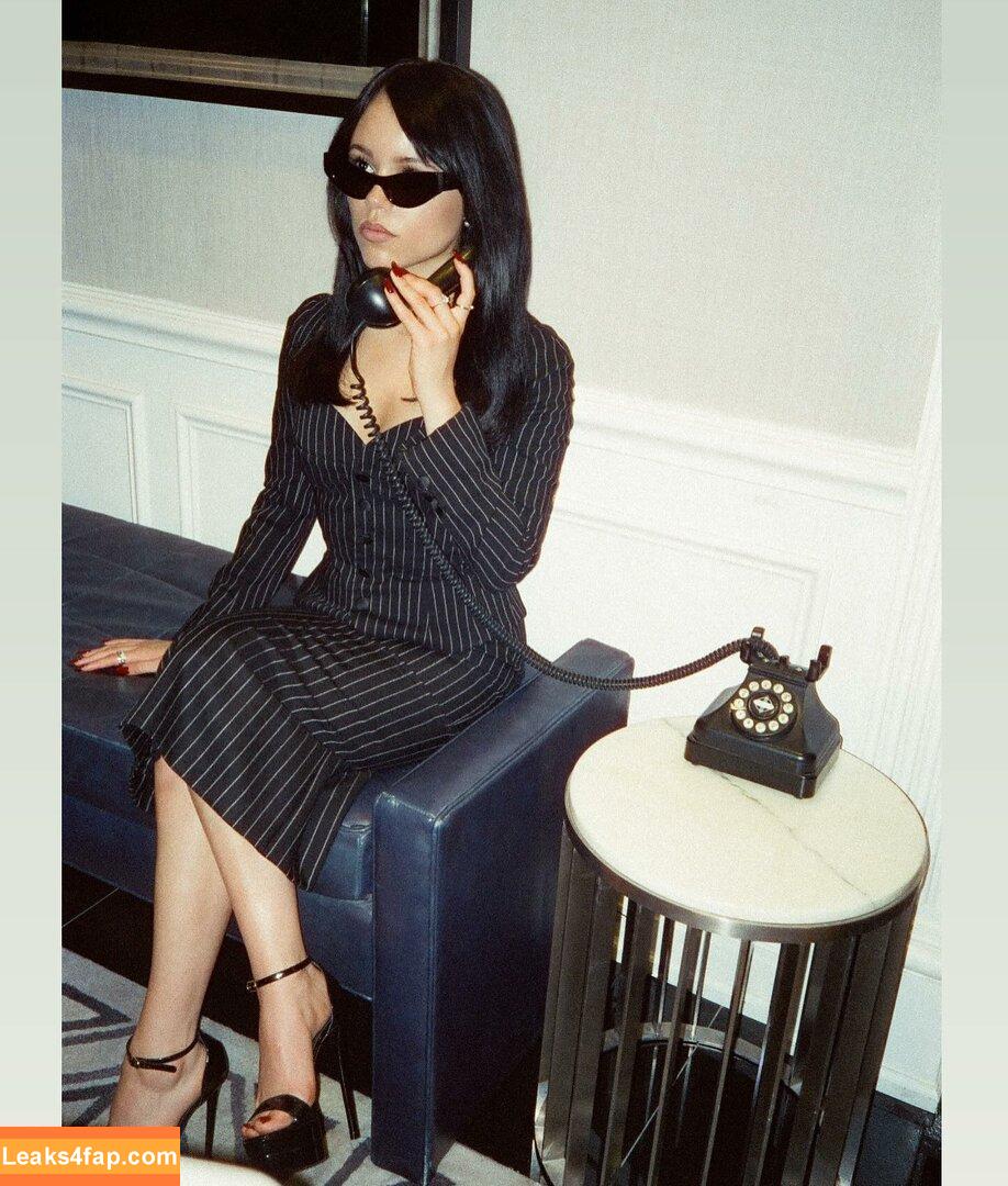 Jenna Ortega / Page / jennaortega leaked photo photo #1774