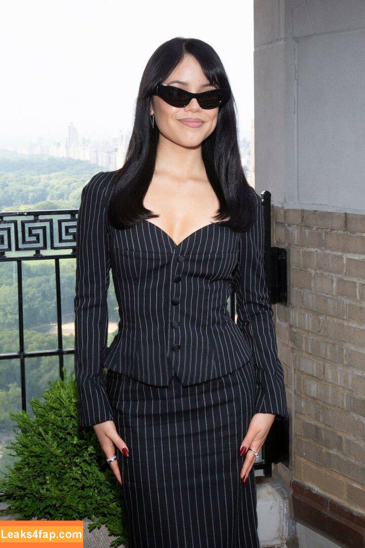 Jenna Ortega / Page / jennaortega leaked photo photo #1792