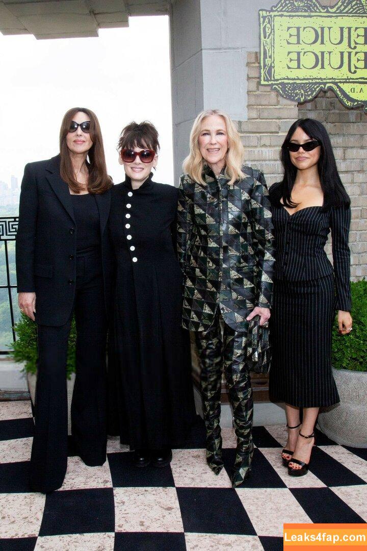 Jenna Ortega / Page / jennaortega leaked photo photo #1807