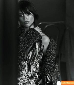 Jenna Ortega photo #1061