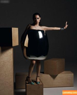 Jenna Ortega photo #1381