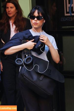 Jenna Ortega photo #1425