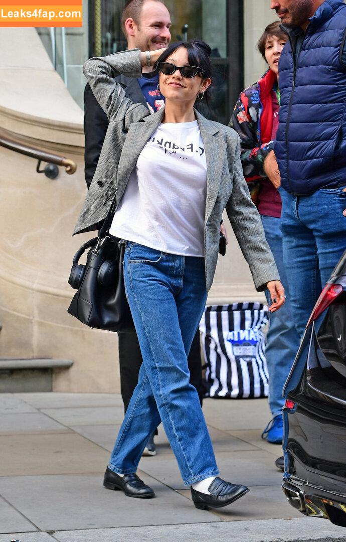 Jenna Ortega / Page / jennaortega leaked photo photo #2018