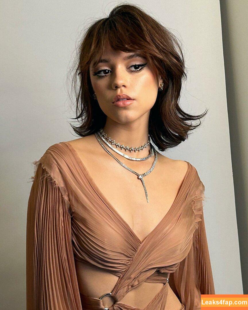 Jenna Ortega / Page / jennaortega leaked photo photo #2060