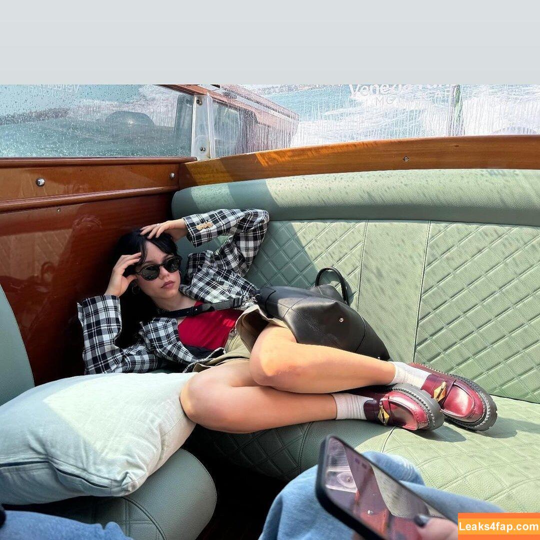 Jenna Ortega / Page / jennaortega leaked photo photo #2061