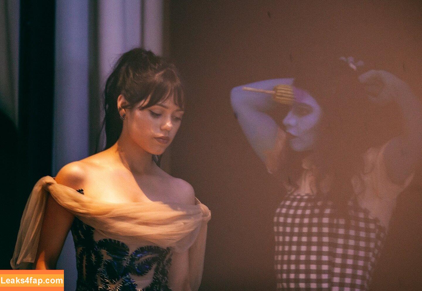 Jenna Ortega / Page / jennaortega слитое фото фото #2085