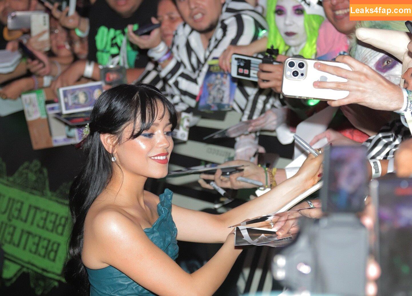 Jenna Ortega / Page / jennaortega слитое фото фото #2089