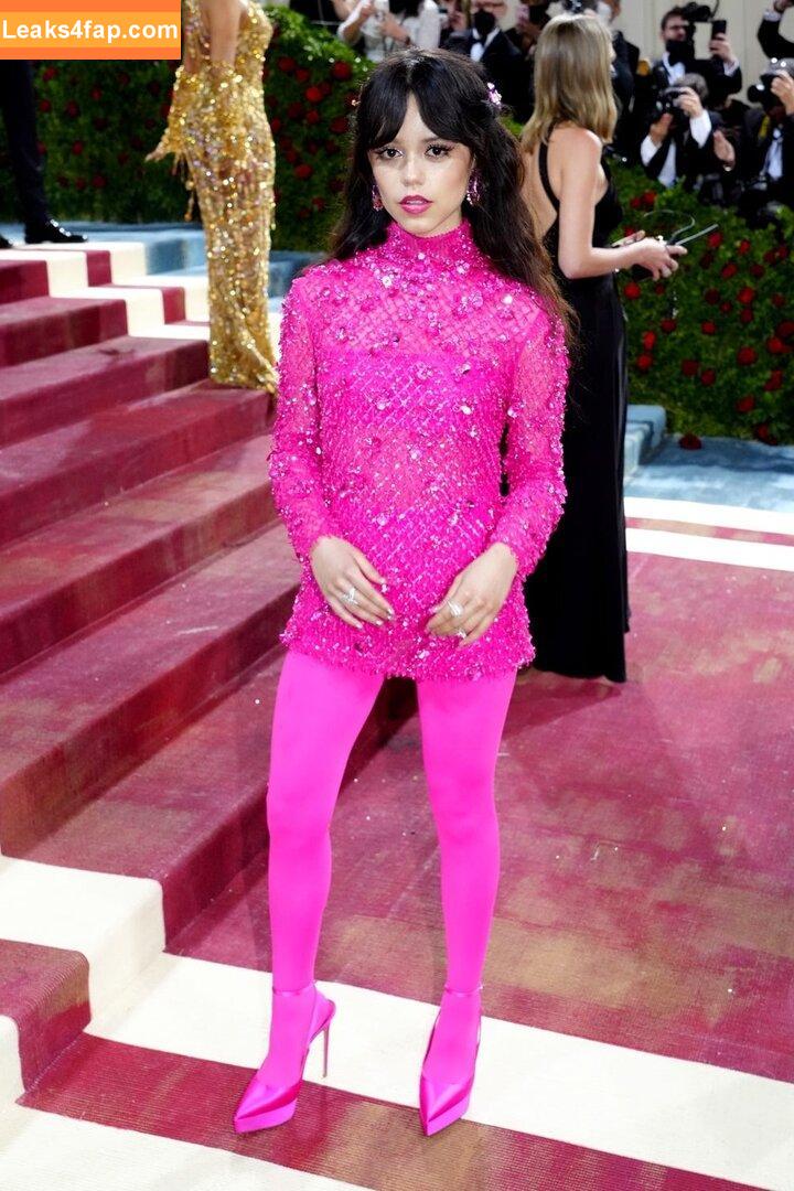 Jenna Ortega / Page / jennaortega leaked photo photo #2127