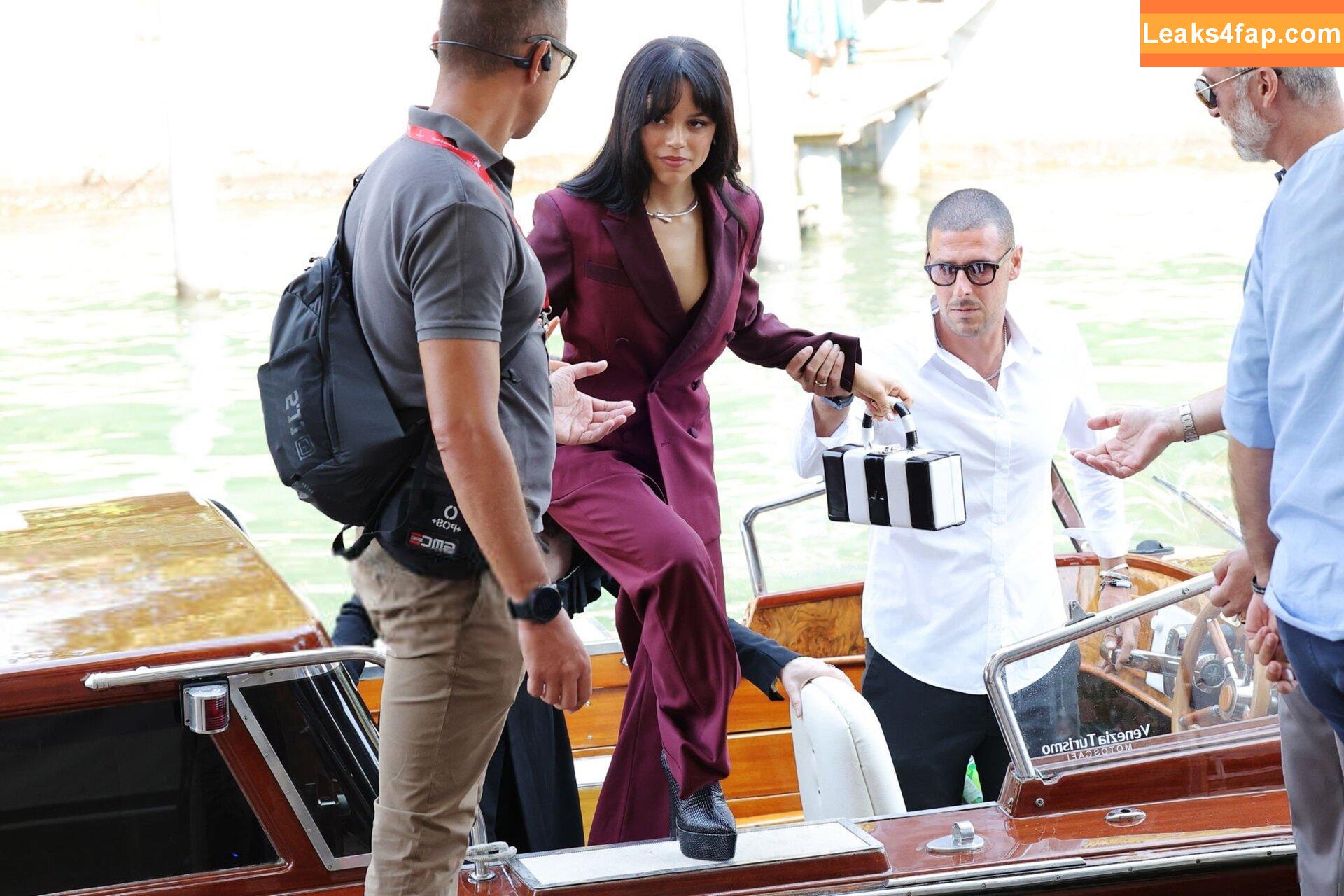 Jenna Ortega / Page / jennaortega leaked photo photo #2140