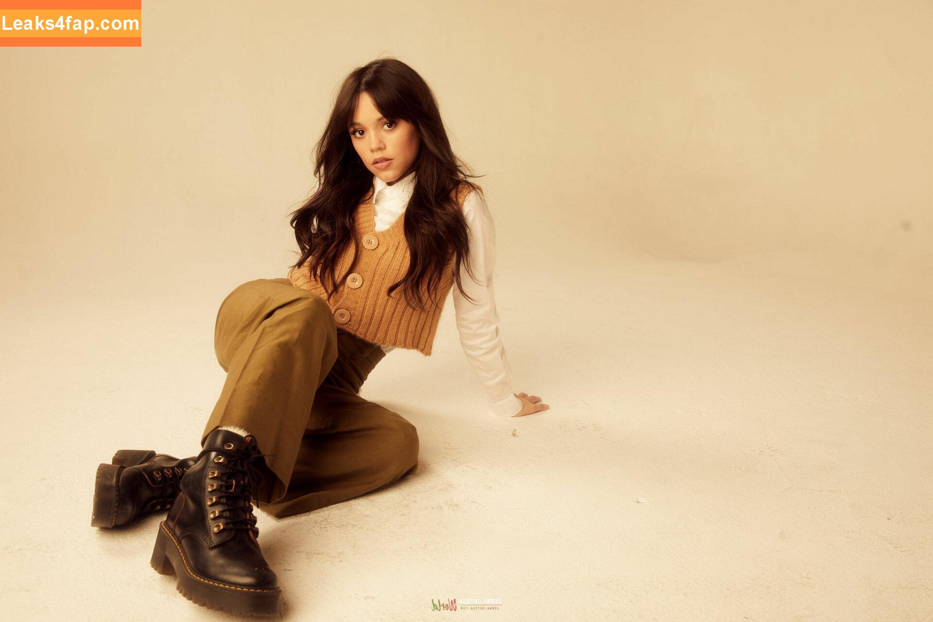 Jenna Ortega / Page / jennaortega leaked photo photo #2190