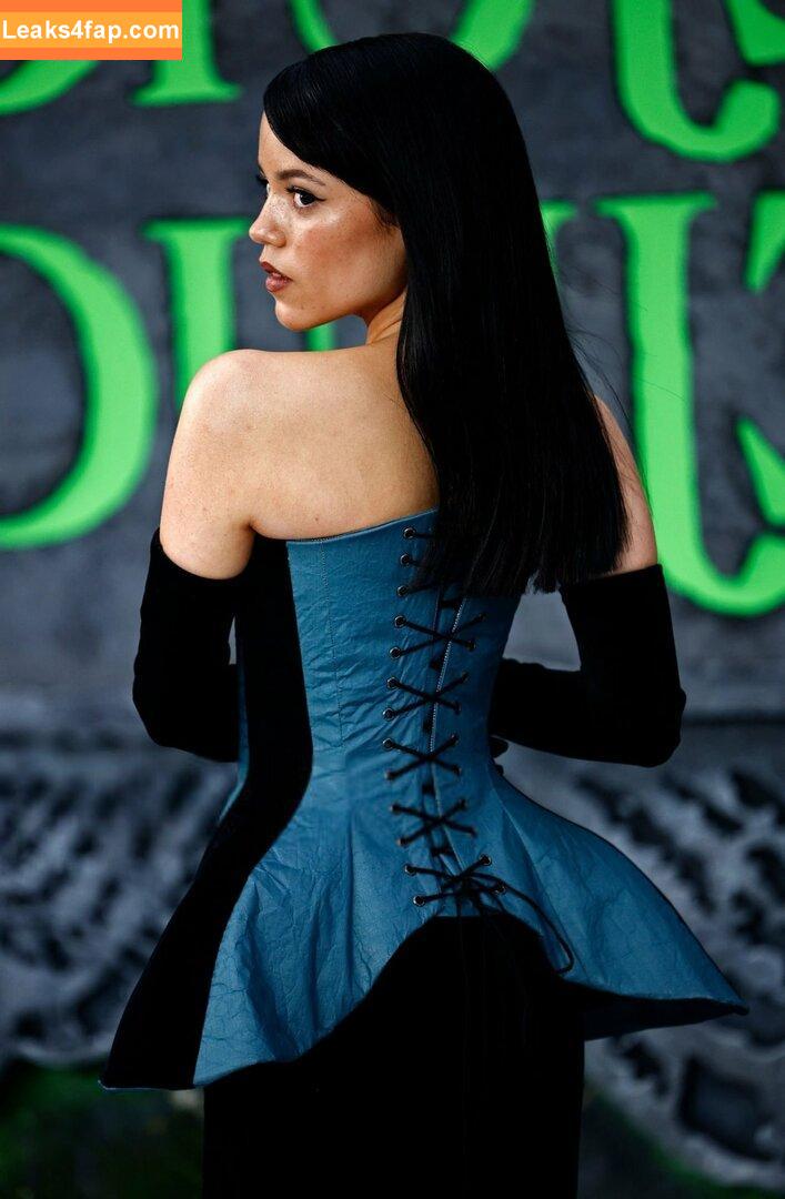 Jenna Ortega / Page / jennaortega leaked photo photo #2283