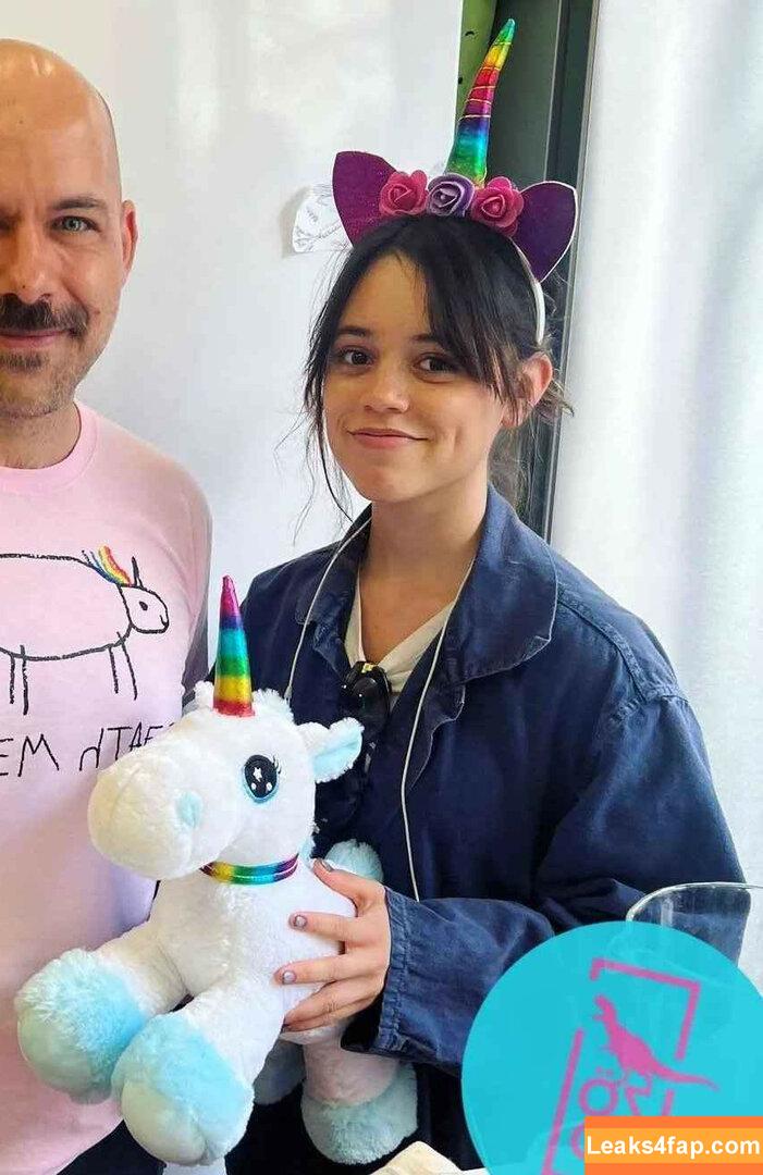 Jenna Ortega / Page / jennaortega leaked photo photo #2589