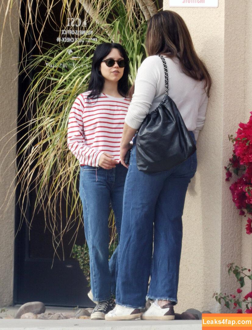 Jenna Ortega / Page / jennaortega leaked photo photo #2609