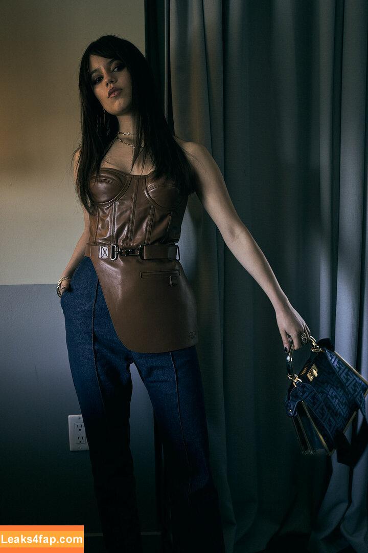 Jenna Ortega / Page / jennaortega leaked photo photo #2707