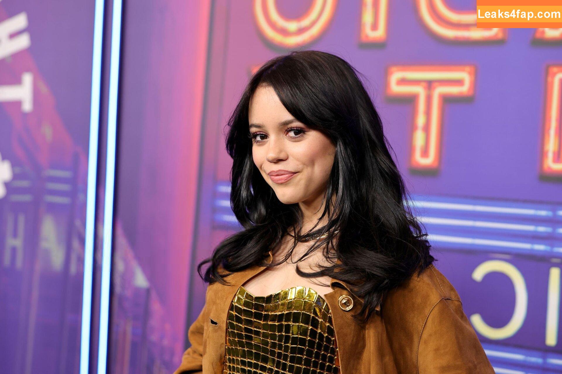 Jenna Ortega / Page / jenna.sinatra / jennaortega / ortega00 leaked photo photo #2929