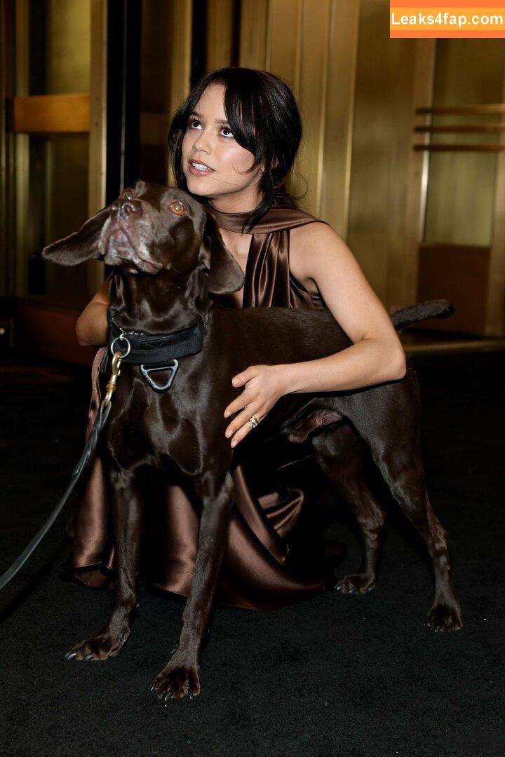 Jenna Ortega / Page / jennaortega leaked photo photo #2979