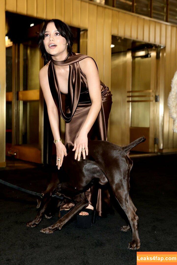 Jenna Ortega / Page / jennaortega leaked photo photo #2980
