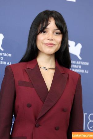 Jenna Ortega photo #2143