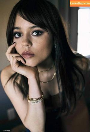 Jenna Ortega фото #2482