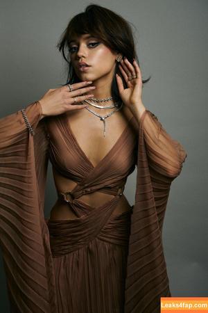 Jenna Ortega photo #2698