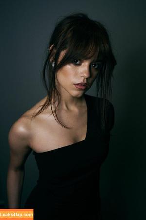 Jenna Ortega photo #2727