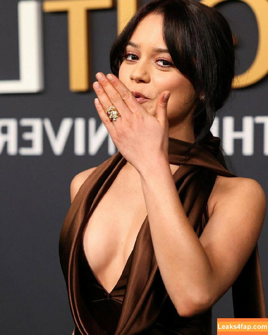 Jenna Ortega / Page / jennaortega leaked photo photo #3002