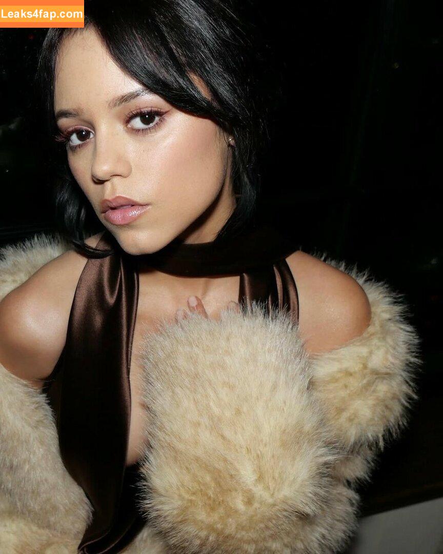 Jenna Ortega / Page / jennaortega leaked photo photo #3026