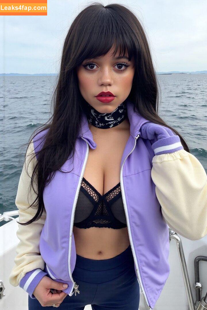 Jenna Ortega / Page / jennaortega слитое фото фото #3150