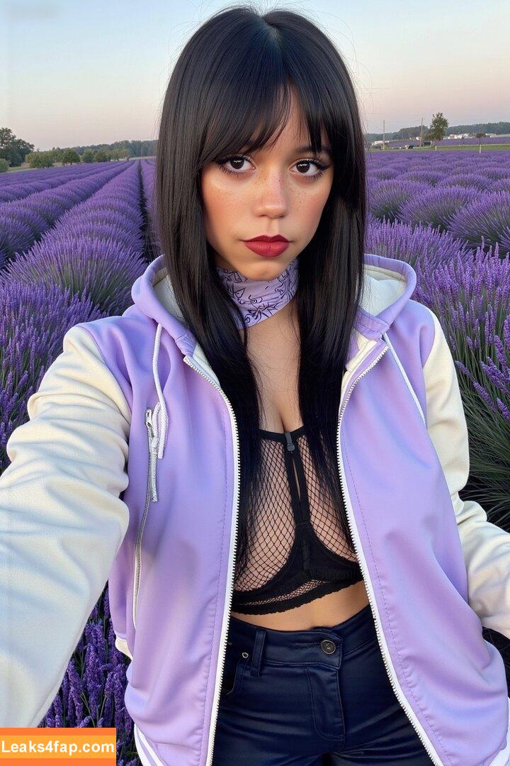 Jenna Ortega / Page / jennaortega leaked photo photo #3167