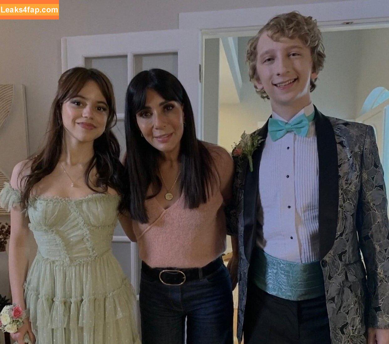 Jenna Ortega / Page / jennaortega leaked photo photo #3348