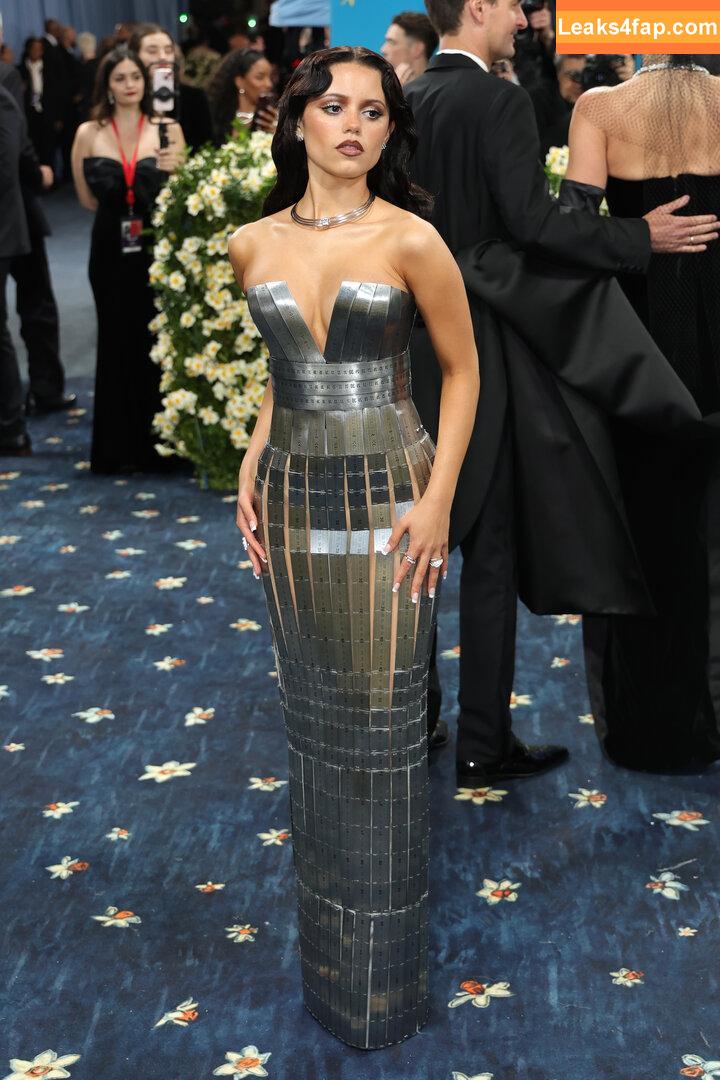 Jenna Ortega / Page / jennaortega leaked photo photo #3377