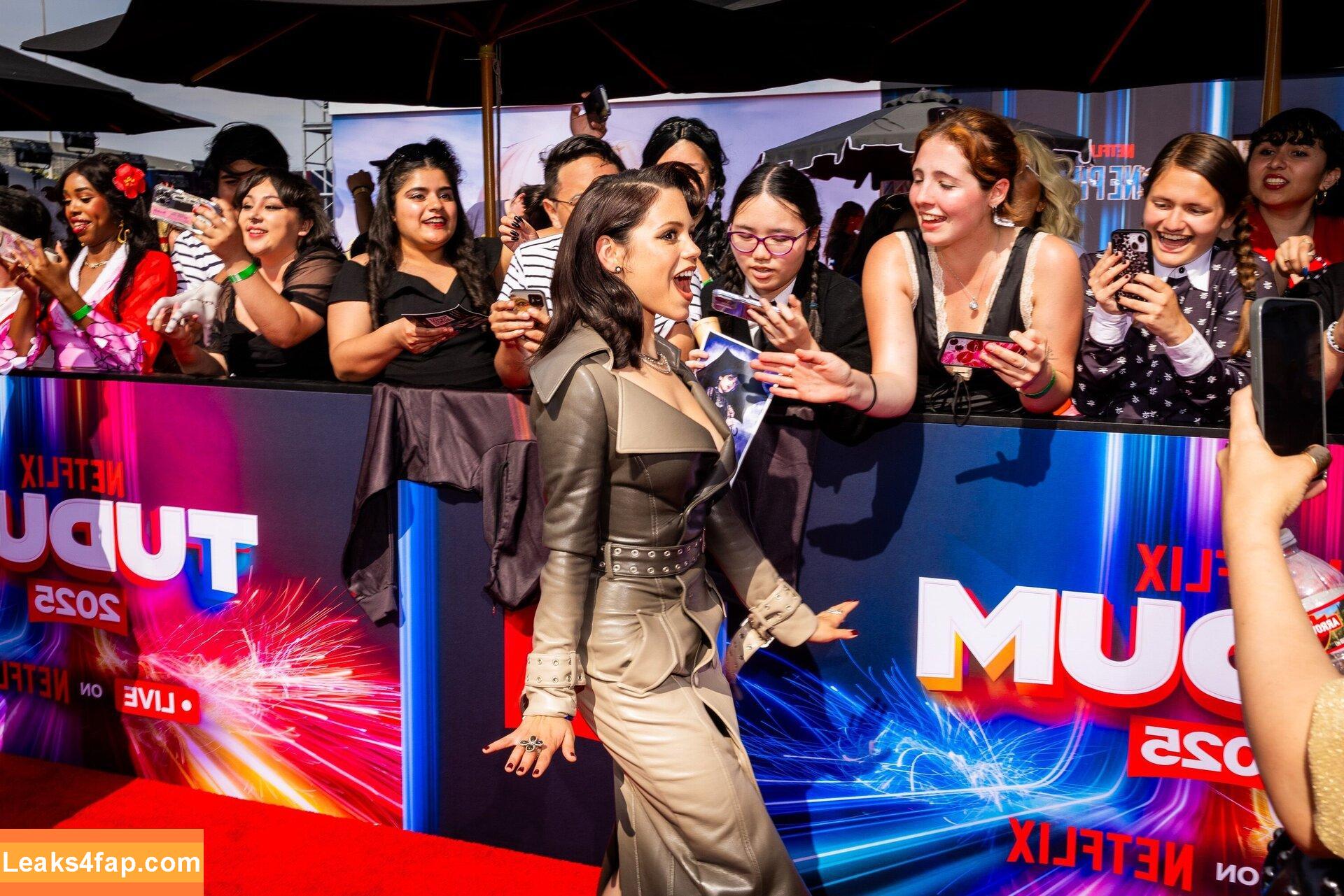 Jenna Ortega / Page / jennaortega leaked photo photo #3445