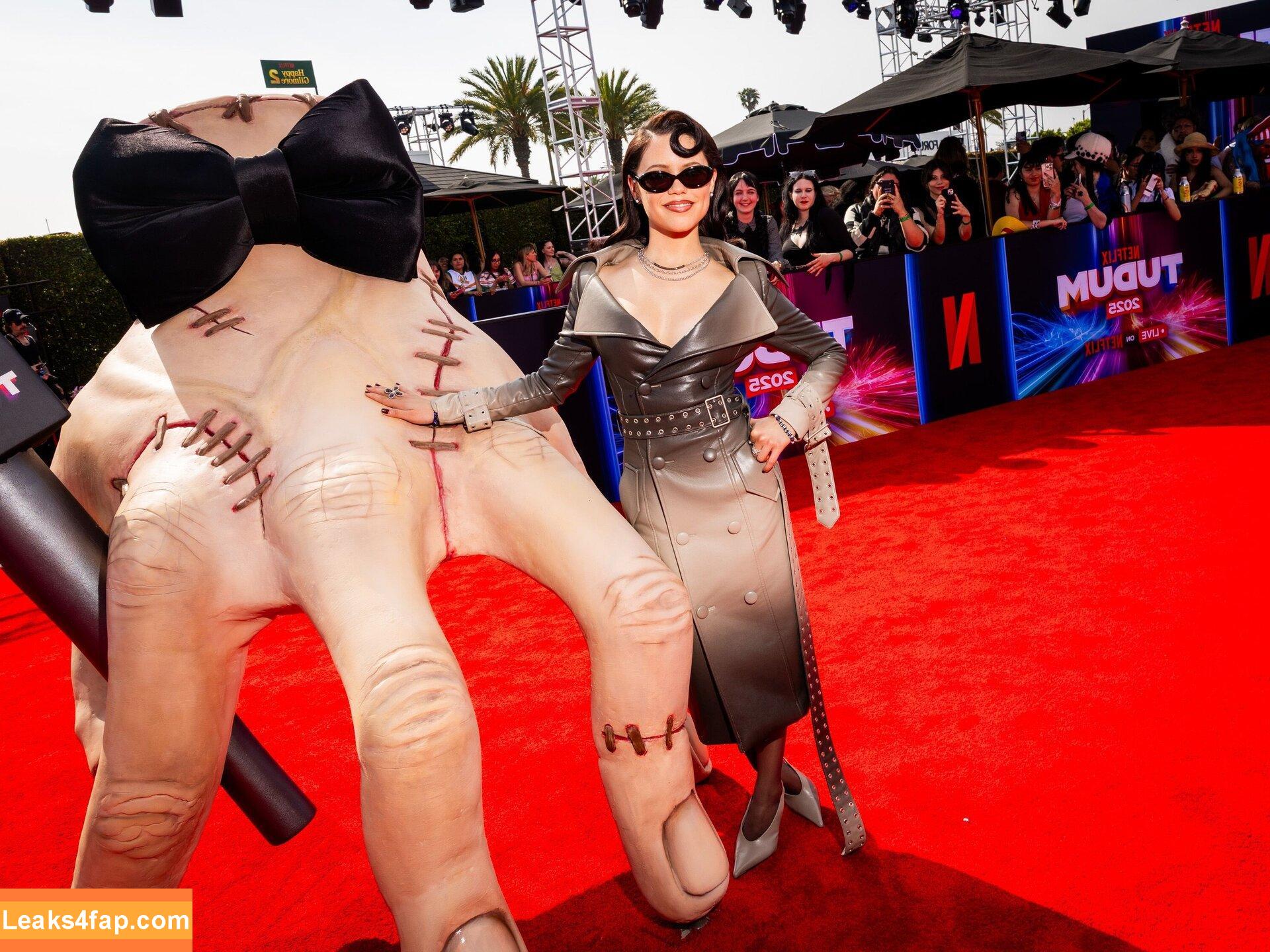 Jenna Ortega / Page / jennaortega leaked photo photo #3448