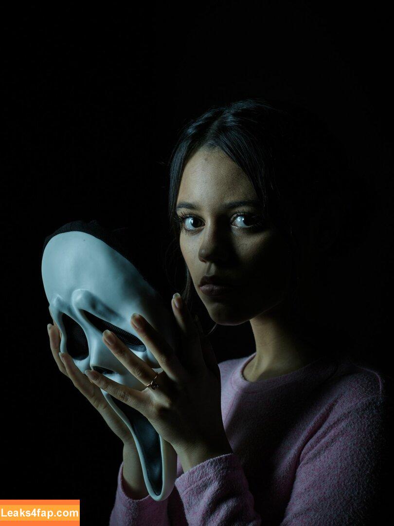 Jenna Ortega / Page / jennaortega leaked photo photo #3454