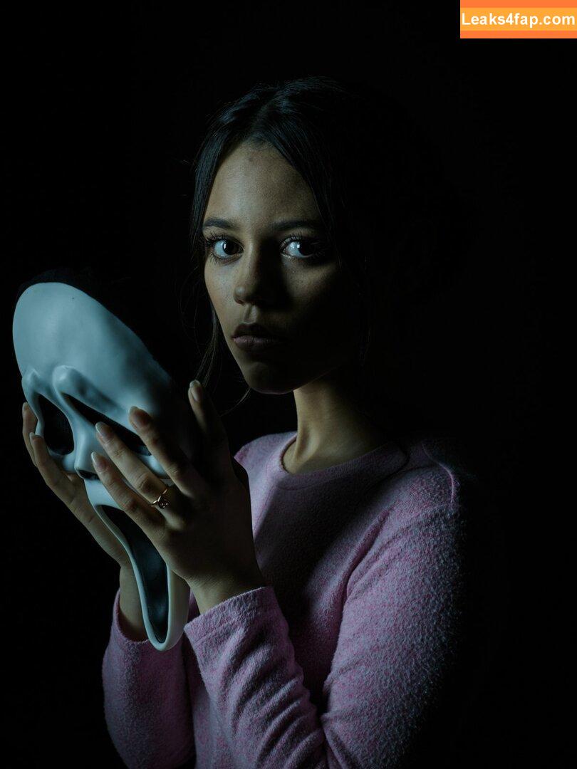 Jenna Ortega / Page / jennaortega leaked photo photo #3455