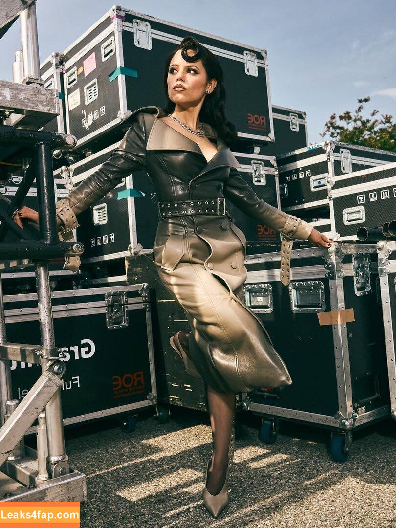 Jenna Ortega / Page / jennaortega leaked photo photo #3465