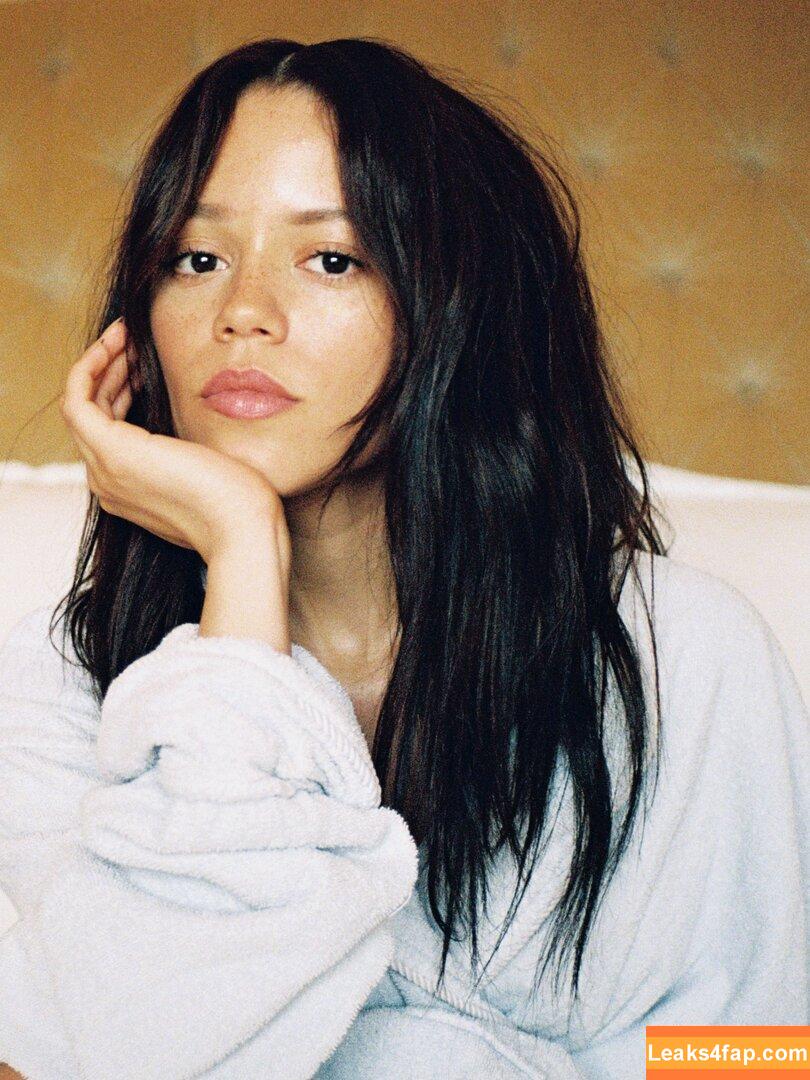Jenna Ortega / Page / jennaortega / ortega_jenna leaked photo photo #3629