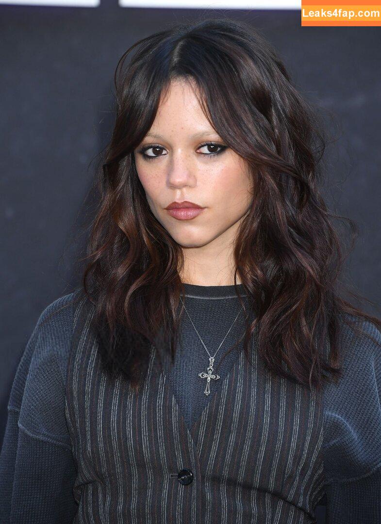 Jenna Ortega / Page / jennaortega / ortega00 leaked photo photo #3774