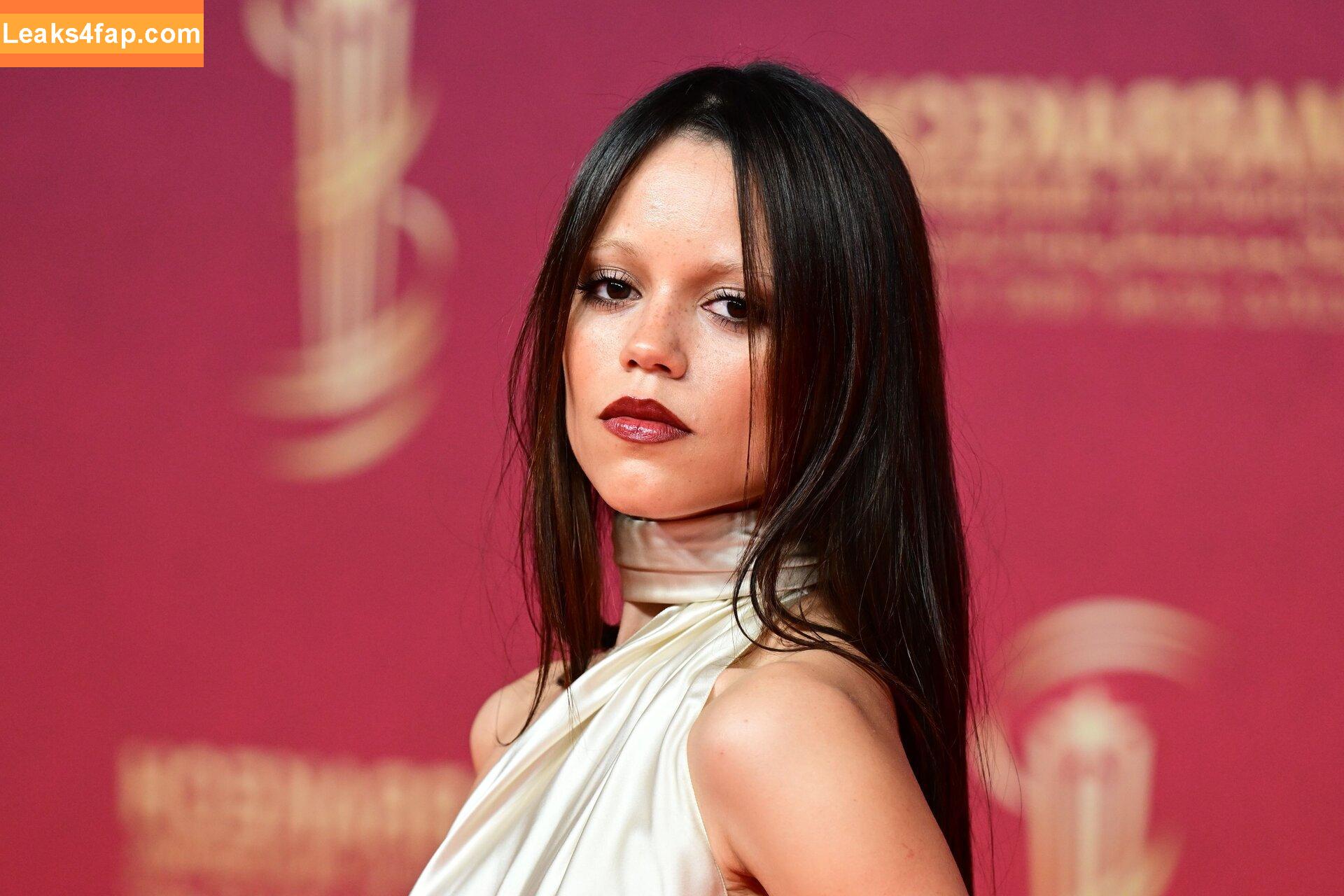 Jenna Ortega / Page / jennaortega leaked photo photo #3805