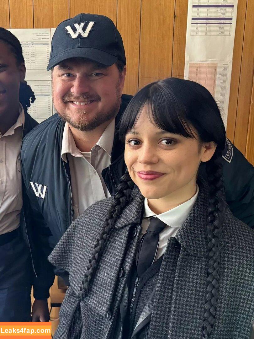 Jenna Ortega / Page / jennaortega leaked photo photo #3864