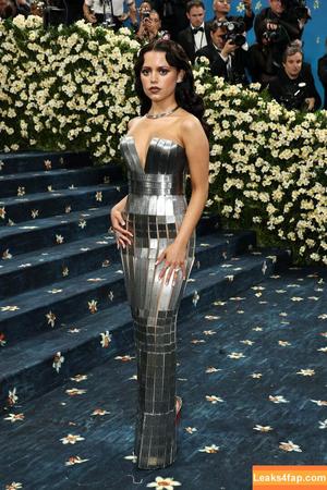 Jenna Ortega photo #3360